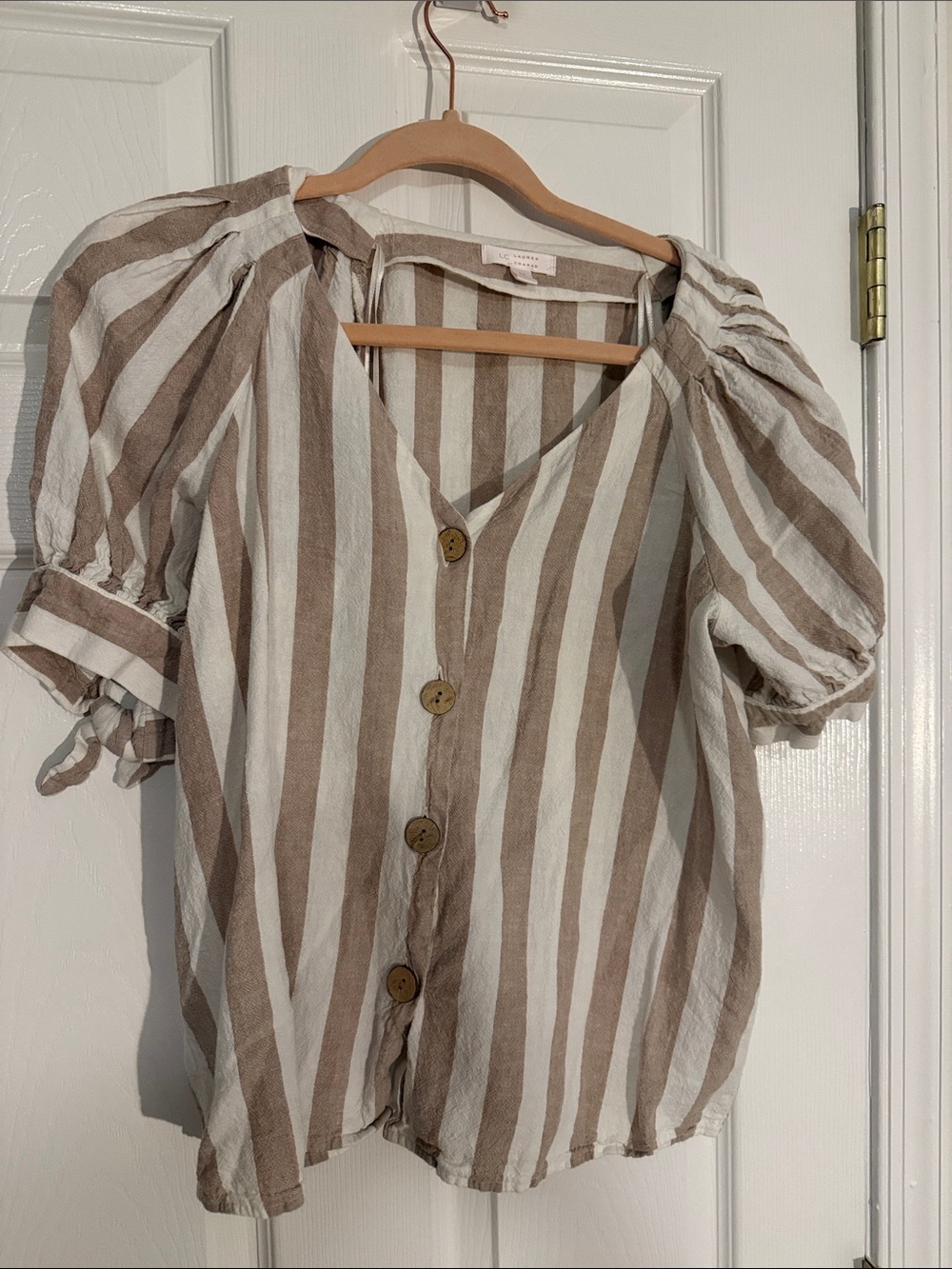 LC Lauren Conrad Beige & White Striped Button-Front Puff Sleeve Top